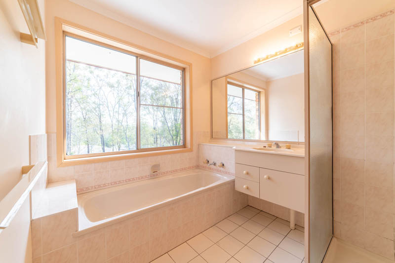 26 Honeyeater Cresent, Moggill, ,House,Sold,Honeyeater Cresent,1006